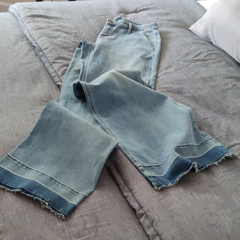 Mossimo High Rise Wide Leg Jeans